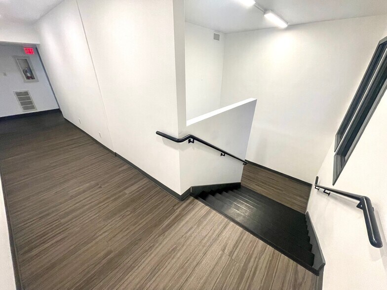 More Photos Of 4107 Medical Pky, Austin Medical For Lease