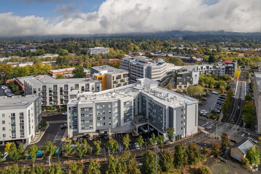 More Photos Of 12820 SW Crescent St, Beaverton Hotel For Lease