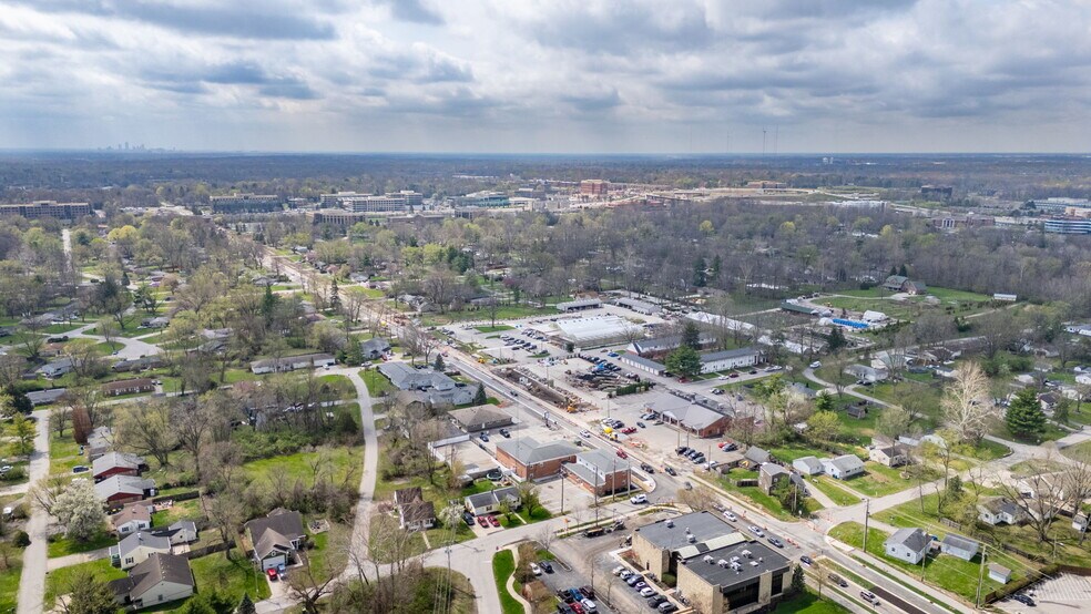 More Photos Of 10455-10499 N College Ave, Carmel Office For Sale