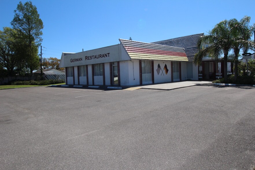 More Photos Of 2616 US Highway 19, Holiday Restaurant For Sale