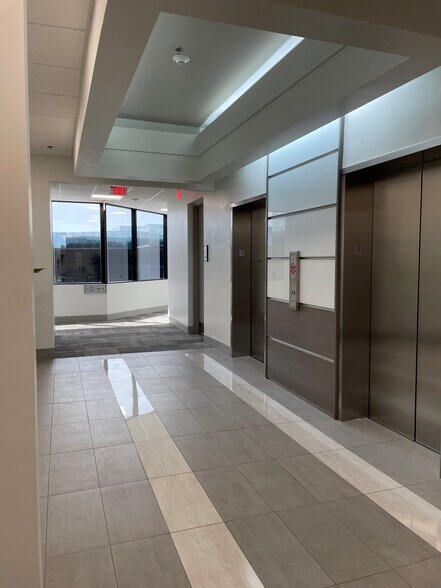 More Photos Of 4800 N Federal Hwy, Boca Raton Medical For Sale