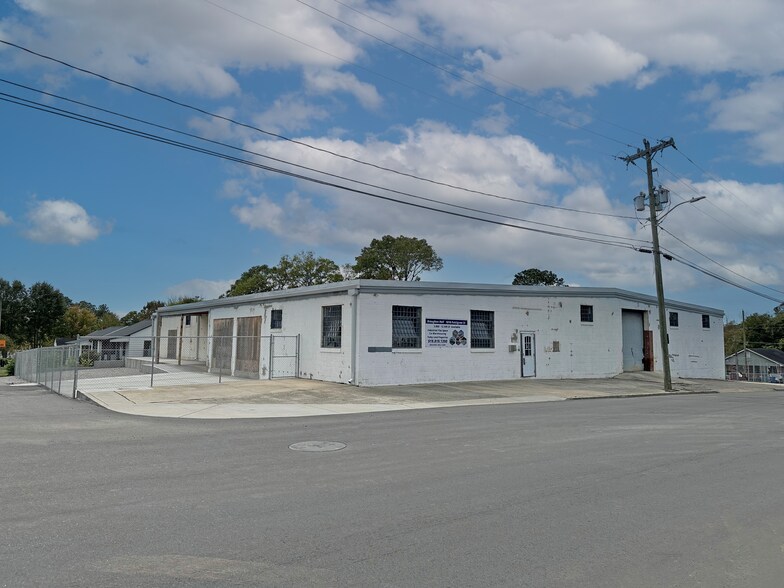 Primary Photo Of 1010 E Pettigrew St, Durham Warehouse For Lease