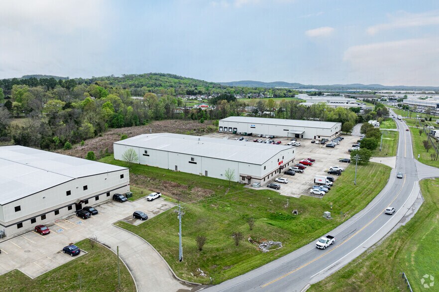 Primary Photo Of 1010 Maddox Simpson Pkwy, Lebanon Warehouse For Lease
