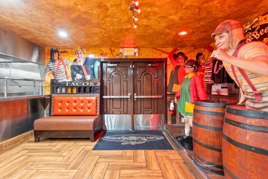 More Photos Of 1884 Arizona 95, Bullhead City General Retail For Sale