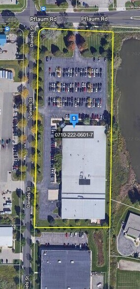 More Photos Of 2537 Daniels St, Madison Office For Lease