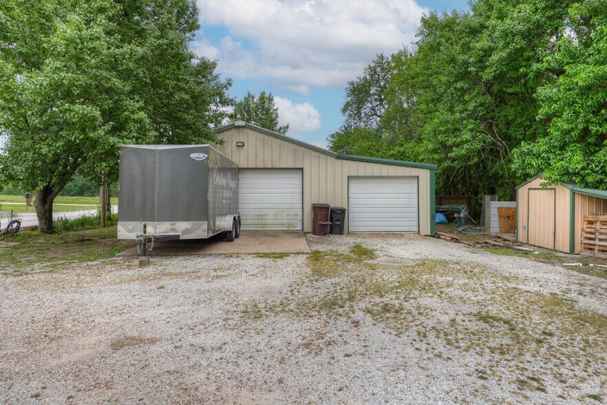 More Photos Of 25695 Mulberry Rd, Webb City Winery Vineyard For Sale