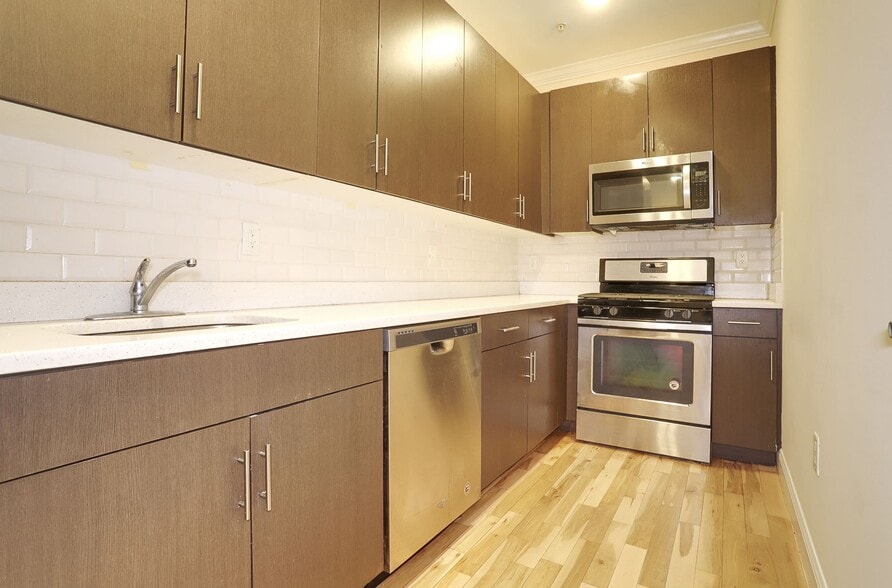 More Photos Of 4401 Bergenline Ave, Union City Apartments For Sale