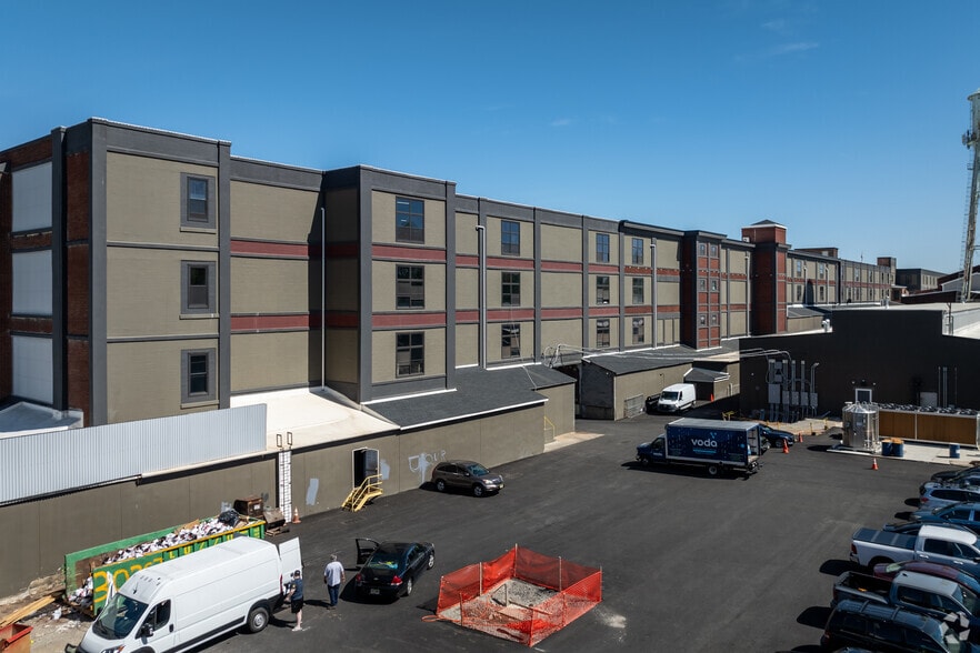 More Photos Of 1309-1645 W Front St, Plainfield Manufacturing For Lease
