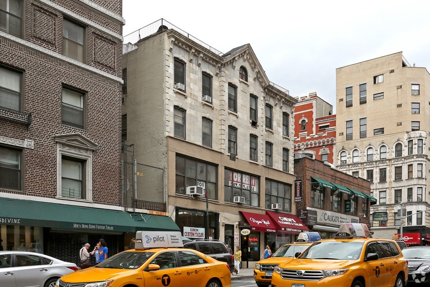 More Photos Of 1220-1224 Lexington Ave, New York Apartments For Lease