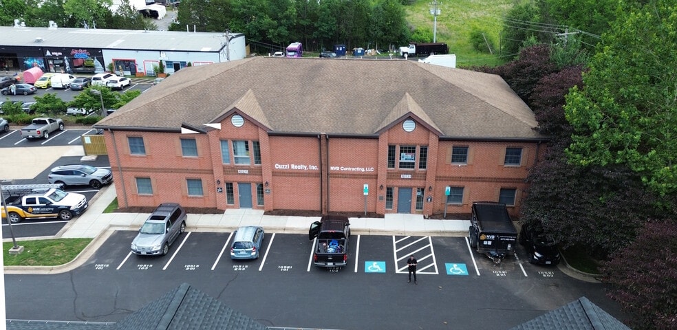 More Photos Of 10515-10535 Crestwood Dr, Manassas Medical For Lease