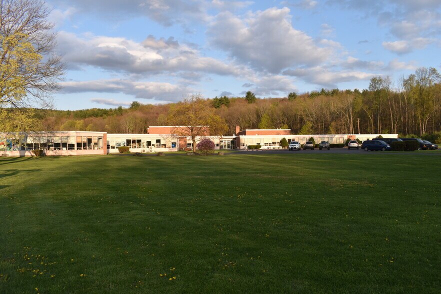 More Photos Of 213 Tracy Creek Rd, Vestal Township Warehouse For Sale