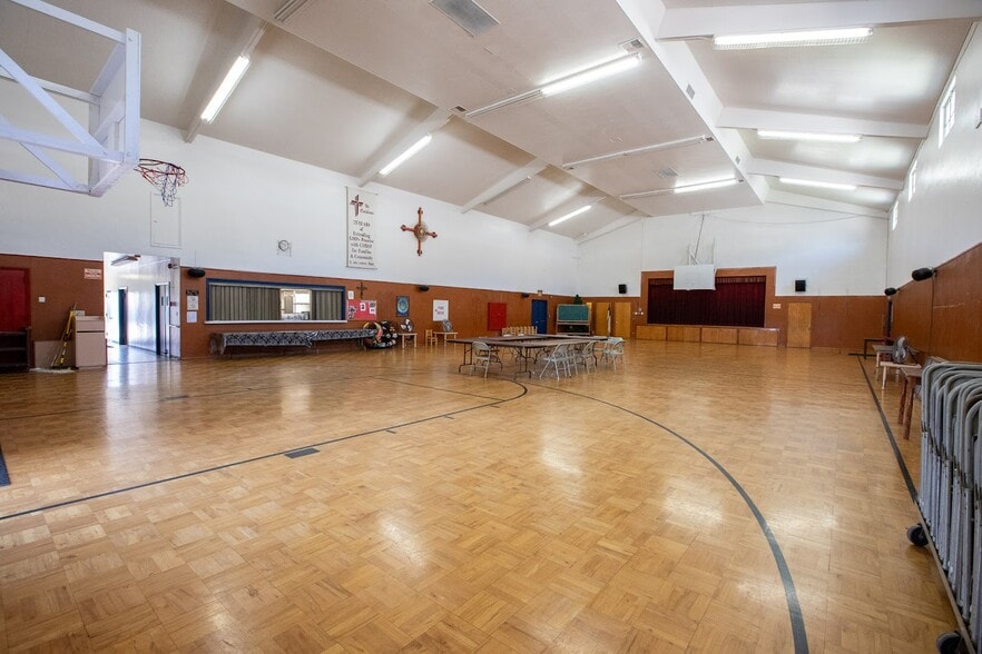 More Photos Of 6698 Orange Ave, Long Beach Religious Facility For Sale