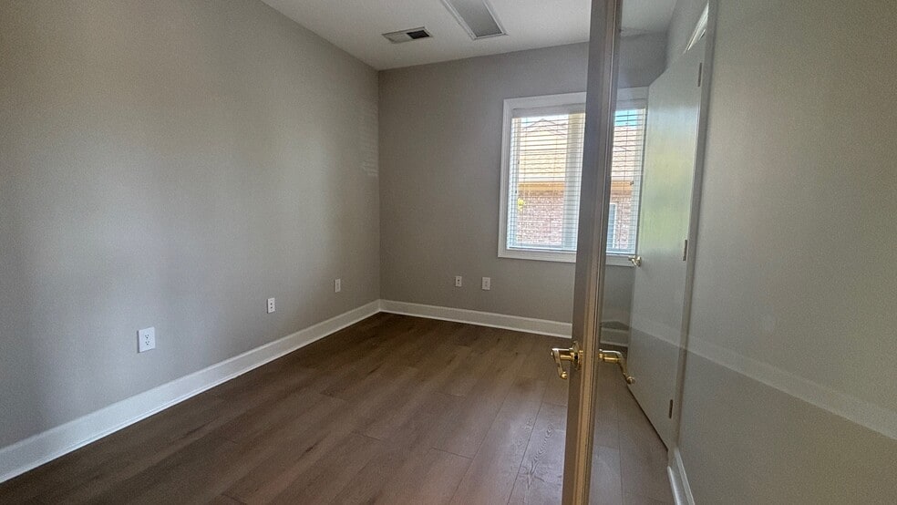 More Photos Of 3635 Peachtree Industrial Blvd, Duluth Medical For Lease