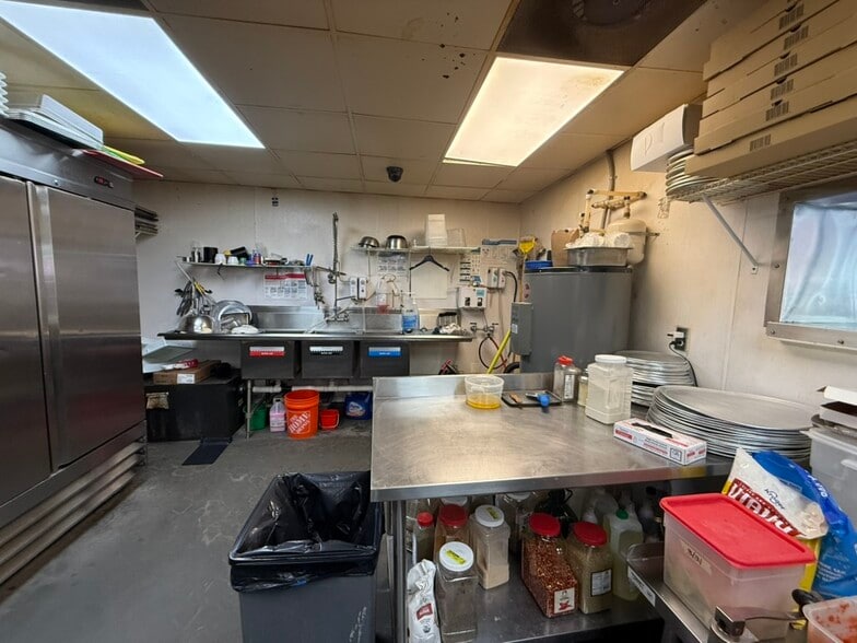 More Photos Of 377 Moreland Ave, Atlanta Fast Food For Sale