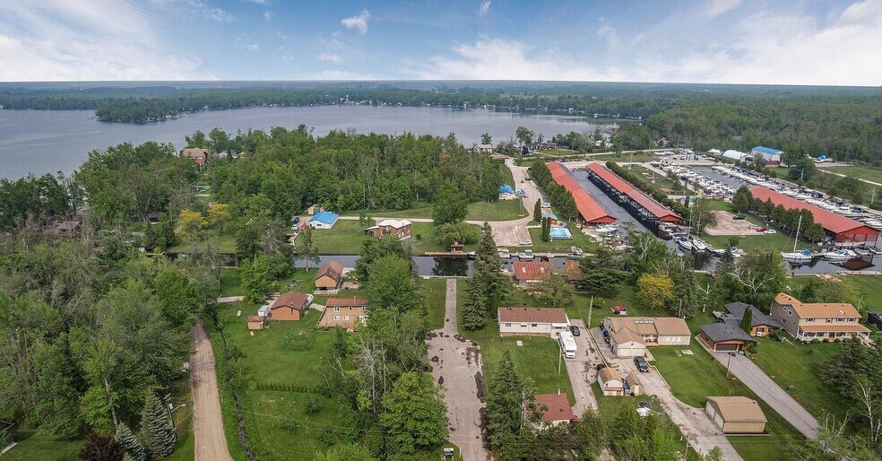 More Photos Of 1000 Strawberry Island, Rama Land For Sale
