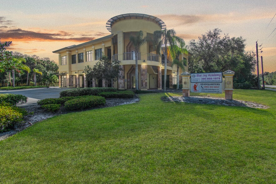 More Photos Of 6 Meridian Home Ln, Palm Coast Office For Lease