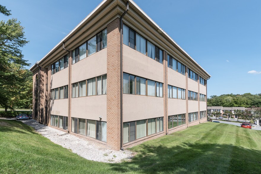 More Photos Of 8441 Belair Rd, Nottingham Medical For Lease