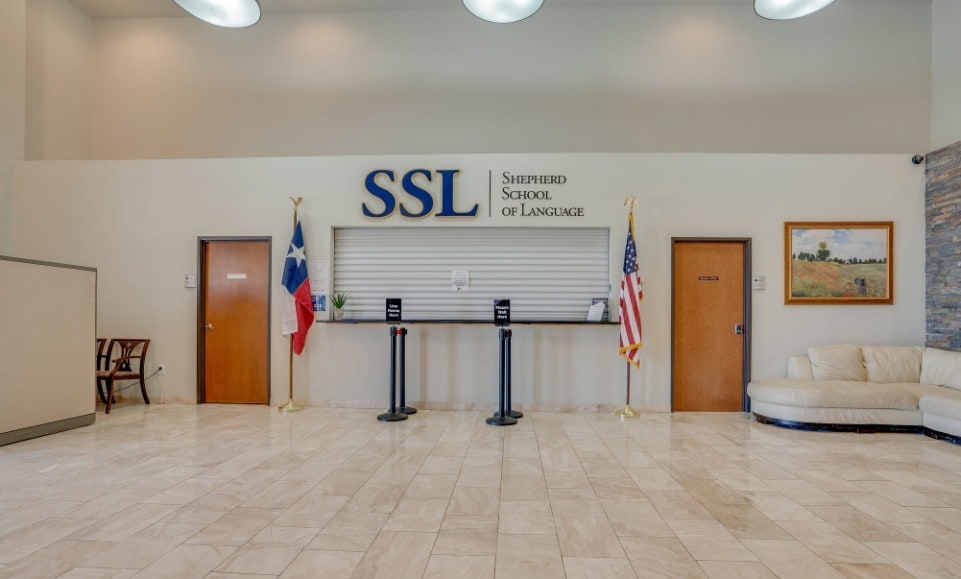 More Photos Of 1130 W Trinity Mills Rd, Carrollton General Retail For Sale