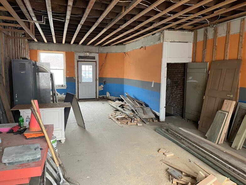 More Photos Of 525 E Morgan St, Boonville General Retail For Sale