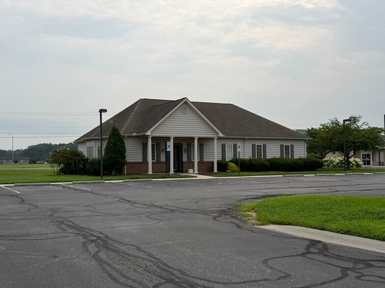 More Photos Of 375 Mullet Run, Milford Healthcare For Lease