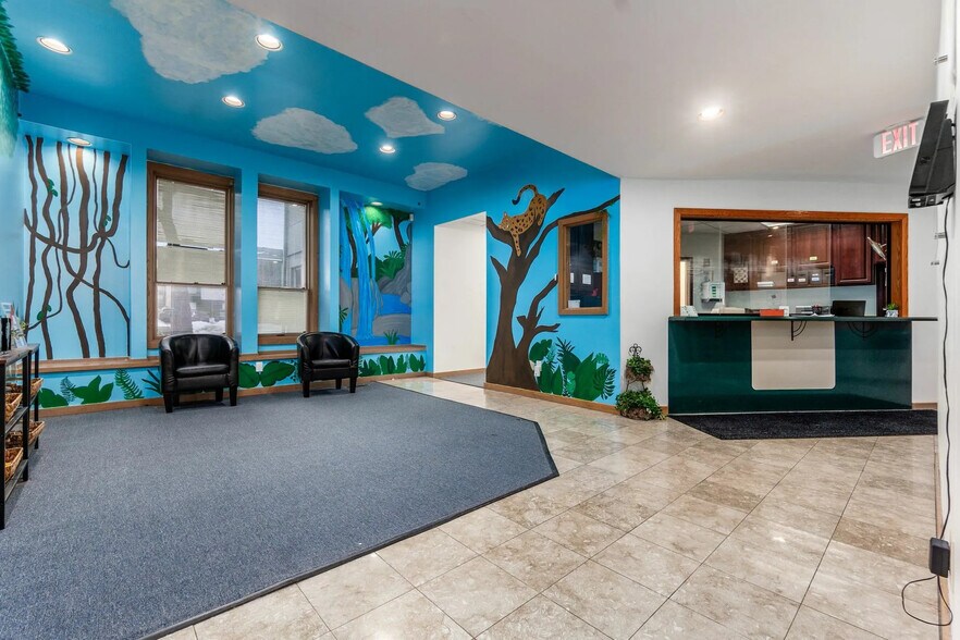More Photos Of , Columbus Office For Sale