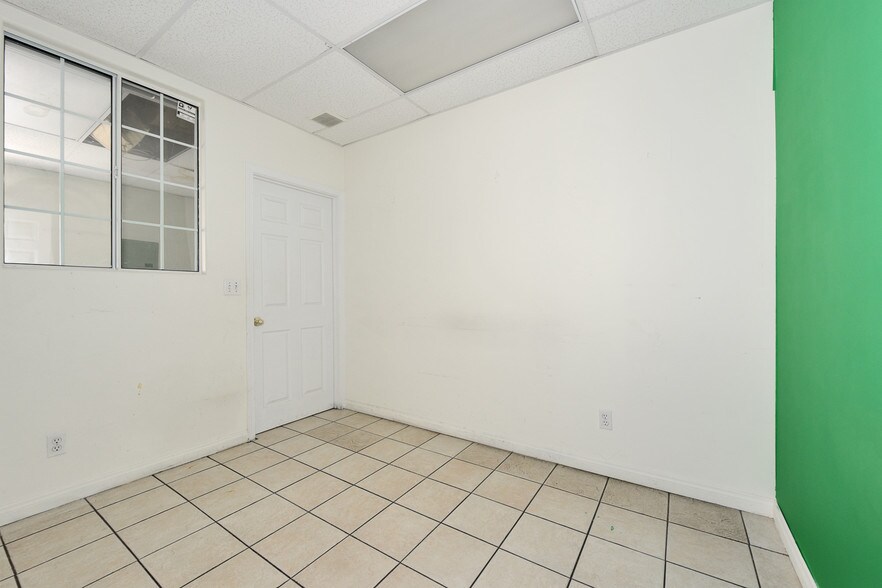 More Photos Of 1411-1419 Westwood Blvd, Los Angeles Storefront Retail Office For Lease