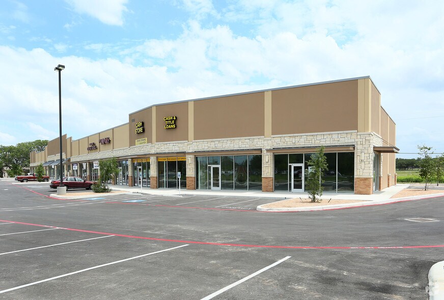 More Photos Of 9706 Business Pky, Helotes Unknown For Lease