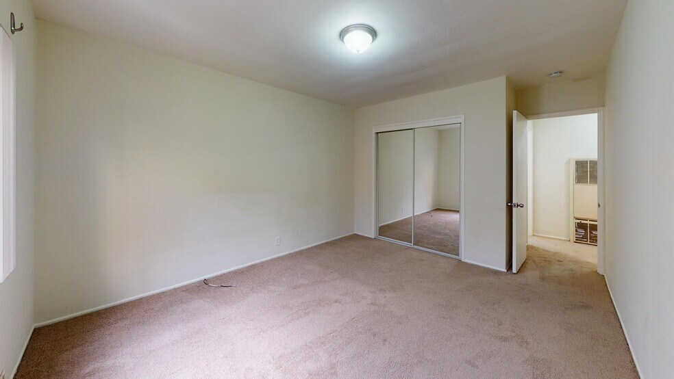 More Photos Of 3464 Champion St, Oakland Apartments For Sale