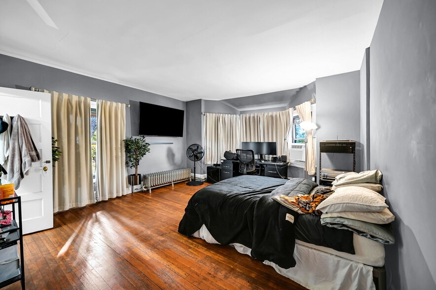 More Photos Of 1 Riverside Dr, Sleepy Hollow Village Apartments For Sale