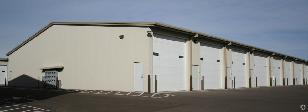 More Photos Of 3656 Stagecoach Rd, Longmont Warehouse For Sale