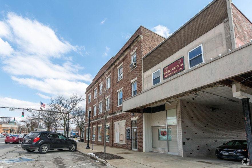 More Photos Of 102 Main St, Wadsworth Office For Lease