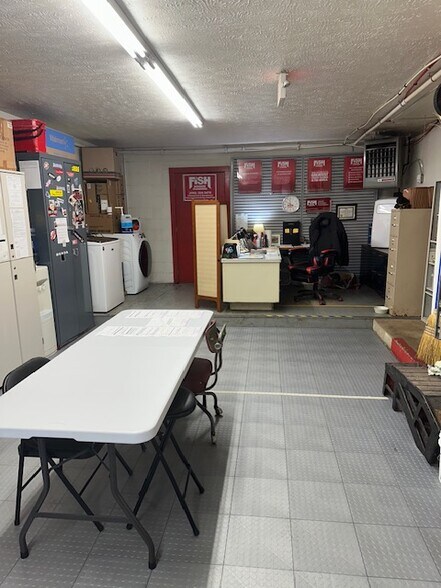 More Photos Of 247 Hillside Dr, Painesville Storefront Retail Office For Sale