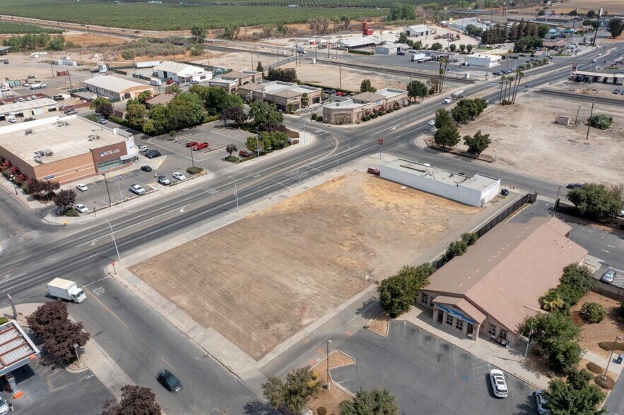 More Photos Of 41-47 Robertson Blvd, Chowchilla Land For Sale