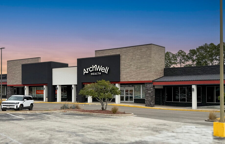 More Photos Of 291-311 Blanding Blvd, Orange Park General Retail For Lease