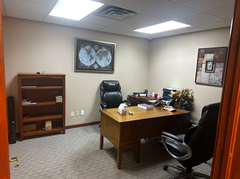 More Photos Of 6264 S Sunbury Rd, Westerville Office For Lease