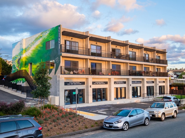 More Photos Of 2121 Newcastle Ave, Cardiff By The Sea Apartments For Lease