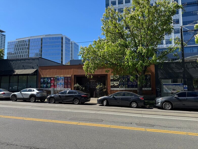 More Photos Of 411 Westlake Ave N, Seattle General Retail For Lease