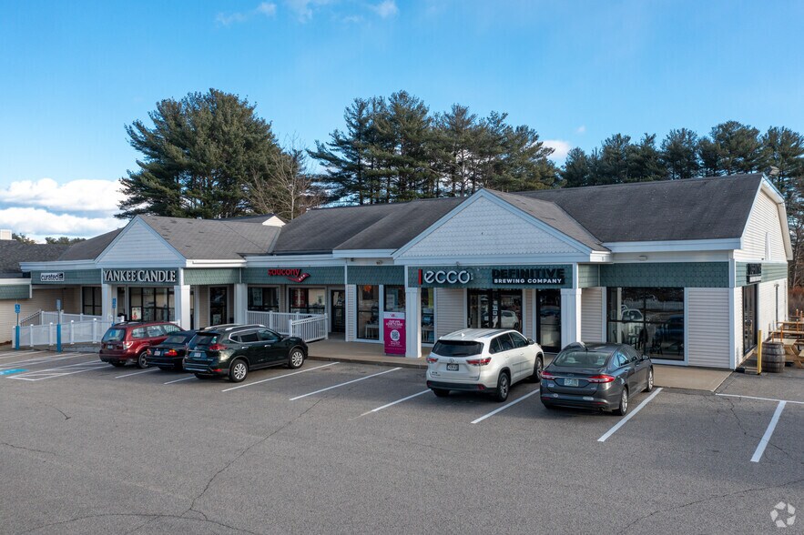 More Photos Of 318 Us Route 1, Kittery General Retail For Lease