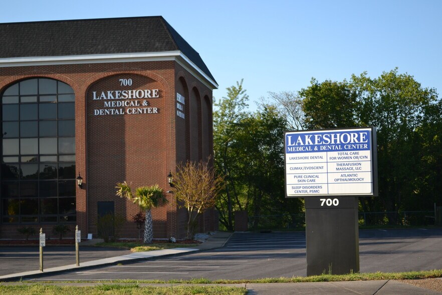 More Photos Of 700 Independence Cir, Virginia Beach Medical For Lease