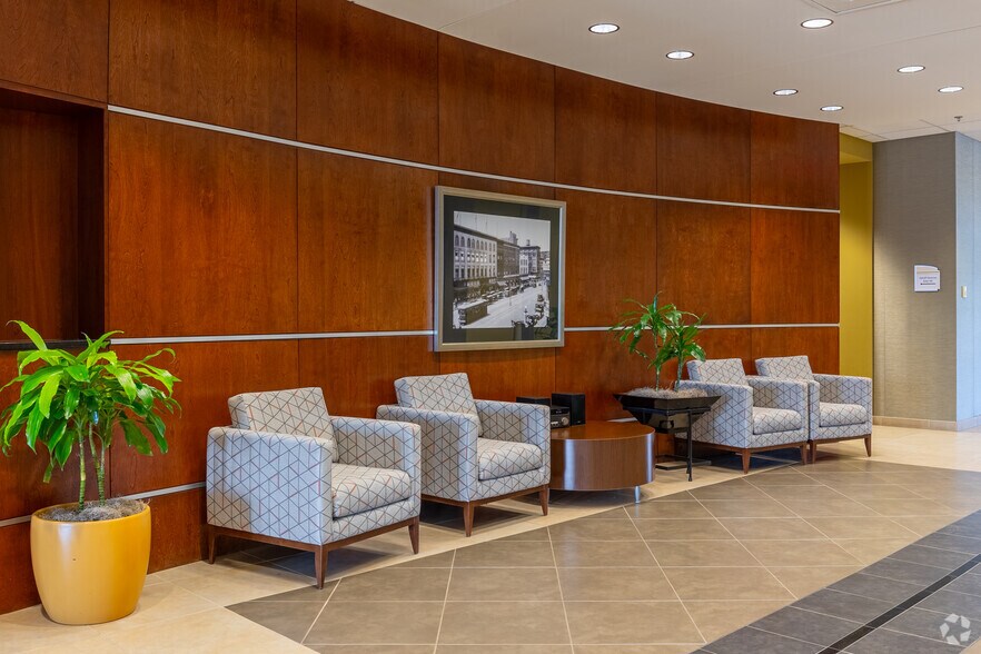 More Photos Of 15521 Midlothian Tpke, Midlothian Office For Lease