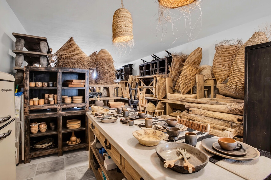 More Photos Of 56334-56336 29 Palms Hwy, Yucca Valley Storefront For Sale