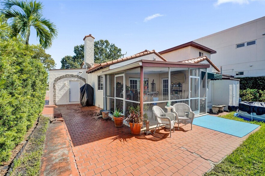 More Photos Of 2024 Alton Rd, Miami Beach Apartments For Sale