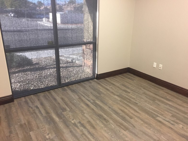 More Photos Of 1820 E Warm Springs Rd, Las Vegas Medical For Sale