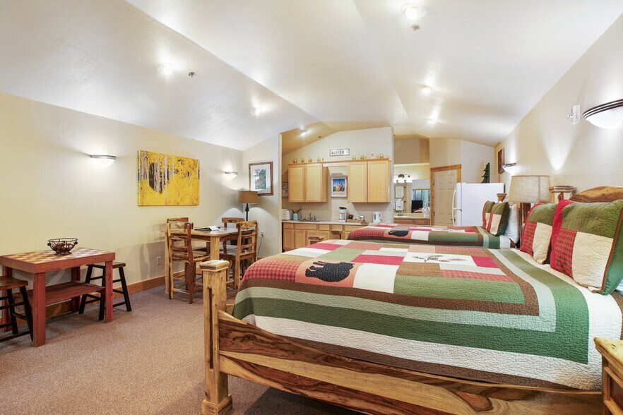 More Photos Of 777 E Highway 24, Woodland Park Hotel For Sale