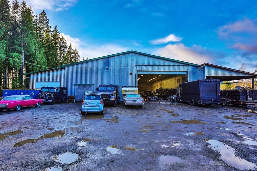 Primary Photo Of 14093 256 St, Maple Ridge Warehouse For Lease