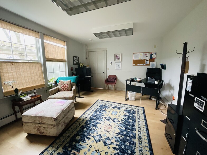 More Photos Of 168 Main St, Great Barrington Office For Sale