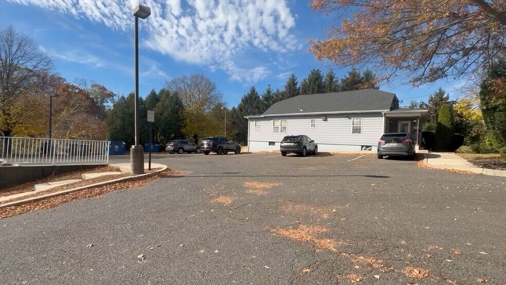 More Photos Of 1575 Brunswick Ave, Lawrence Township Cumberland Bank For Lease