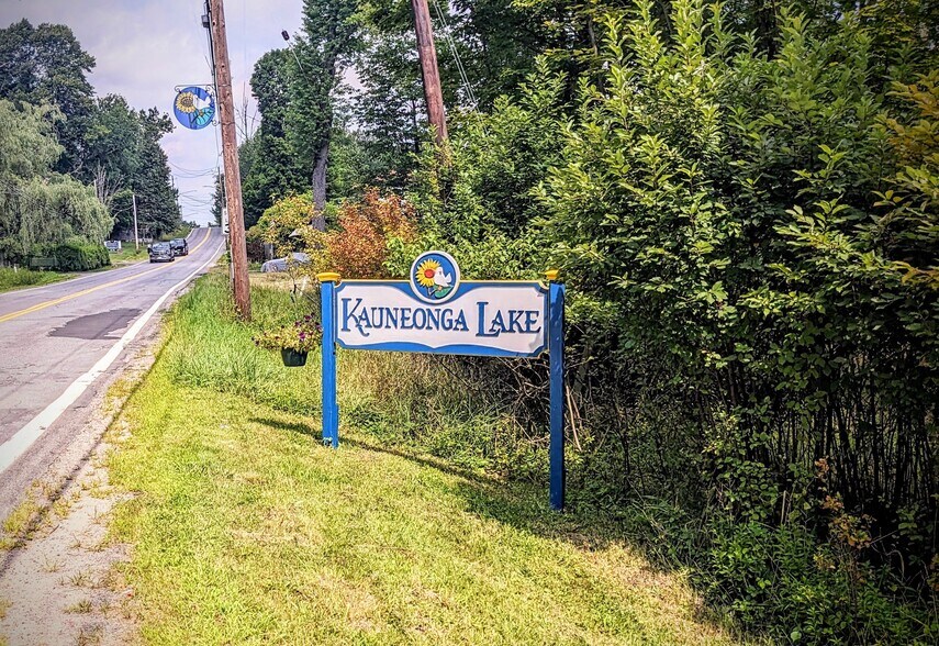 More Photos Of State Route 55, Swan Lk, White Lake Land For Sale