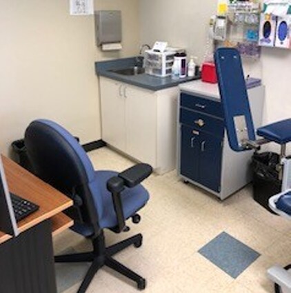More Photos Of 1437-1457 Merchant Dr, Algonquin Medical For Sale