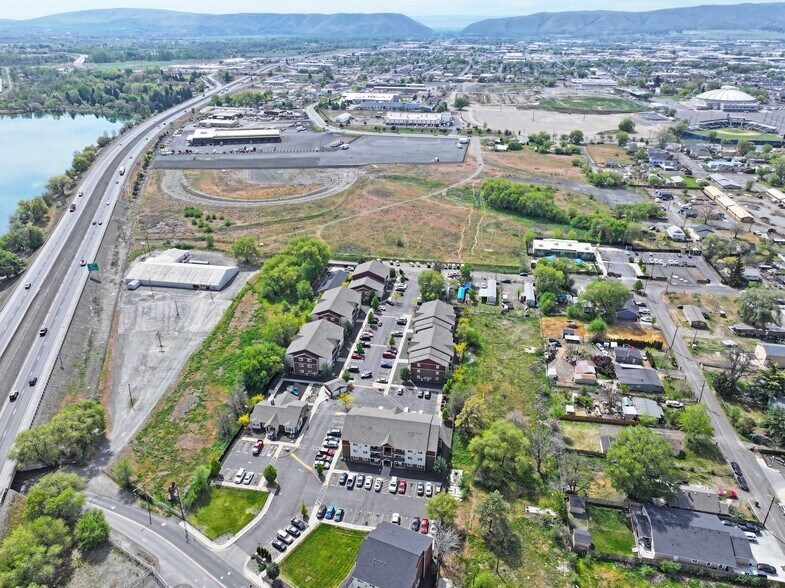 More Photos Of 1600 Pacific Ave, Yakima Land For Sale